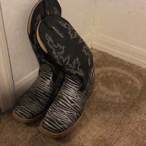 Zebra sparkle boots